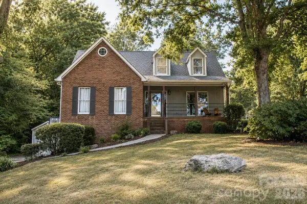 7947 Lakeview Drive, Denver, NC 28037