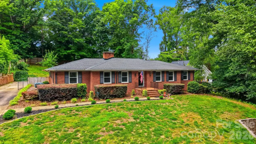 115 Wedgewood Drive, Morganton, NC 28655 - #2