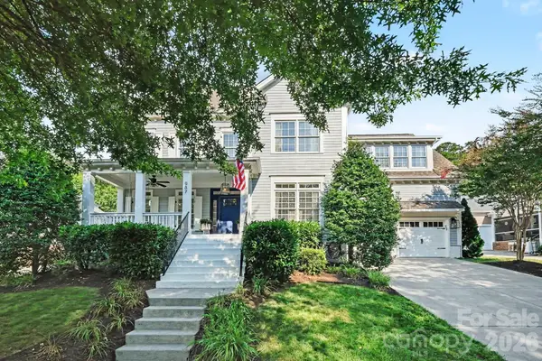 887 Stratford Run Drive, Fort Mill, SC 29708