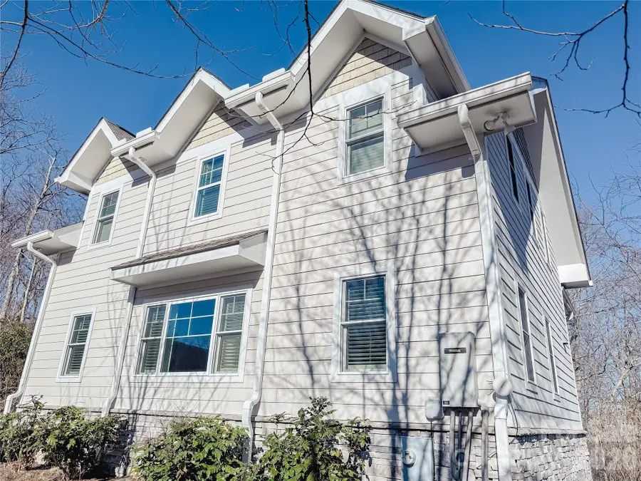 11 Lila Lane, Clyde, NC 28721 - #2