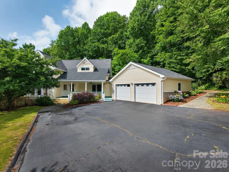 30 Apple Tree Way, Asheville, NC 28805 - #2