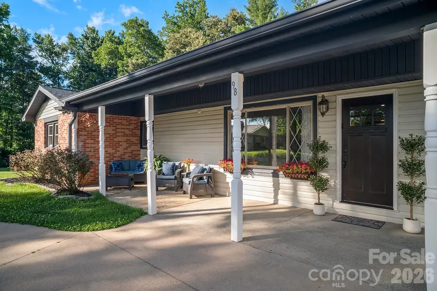 98 N Pinecrest Lane, Hendersonville, NC 28739 - #3