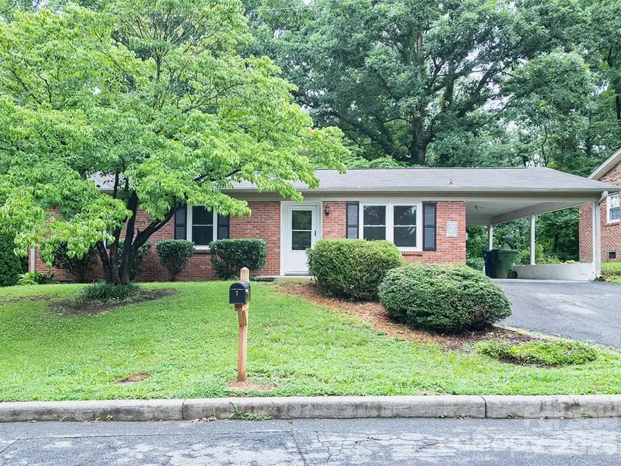 7 Brookshire Street Extension, Asheville, NC 28803 - #2