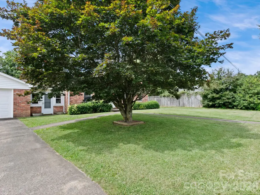 49 Hickory Tree Road, Asheville, NC 28805 - #2