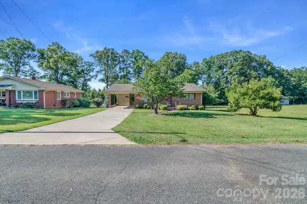 1340 E Cannon Avenue, Albemarle, NC 28001