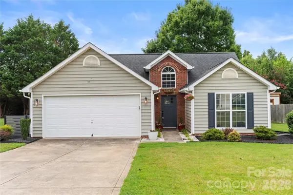 12716 Cumberland Crest Drive, Huntersville, NC 28078