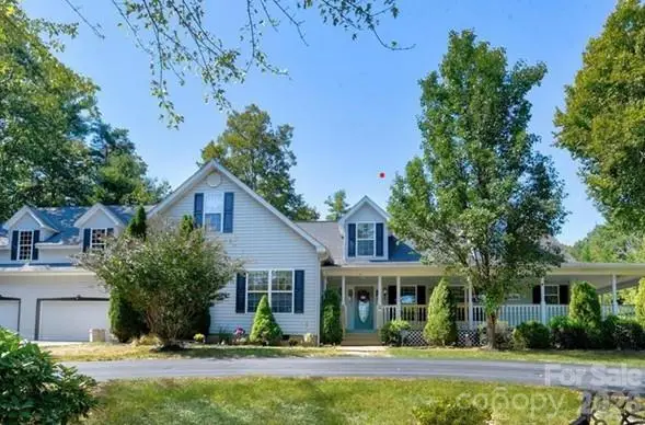 34 England Valley Road, Weaverville, NC 28787