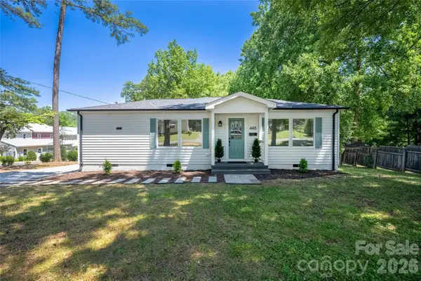 445 Oakwood Avenue, Mooresville, NC 28115
