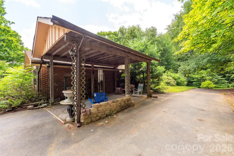 637 Fisher Lane, Marshall, NC 28753 - #3