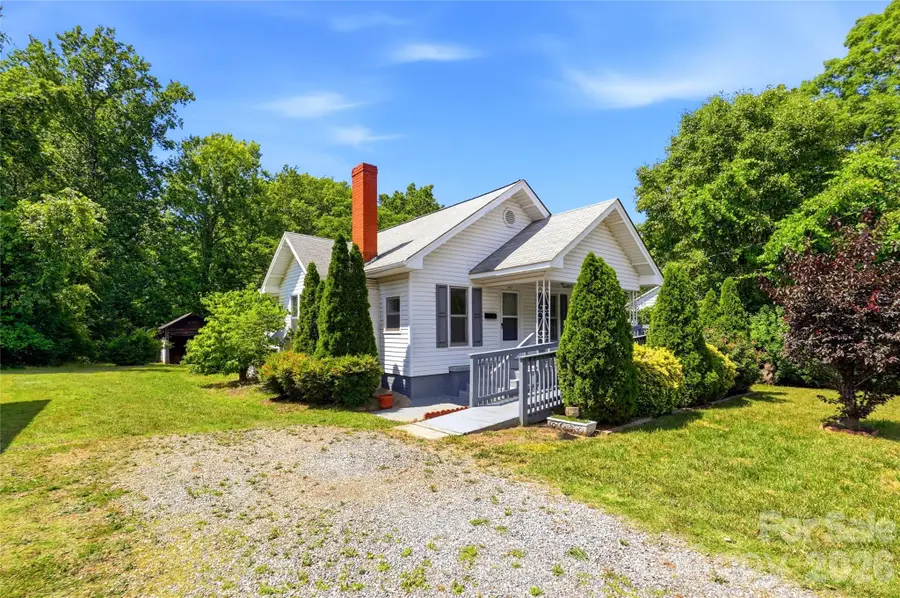 1013 7th Street Ne, Hickory, NC 28601 - #3
