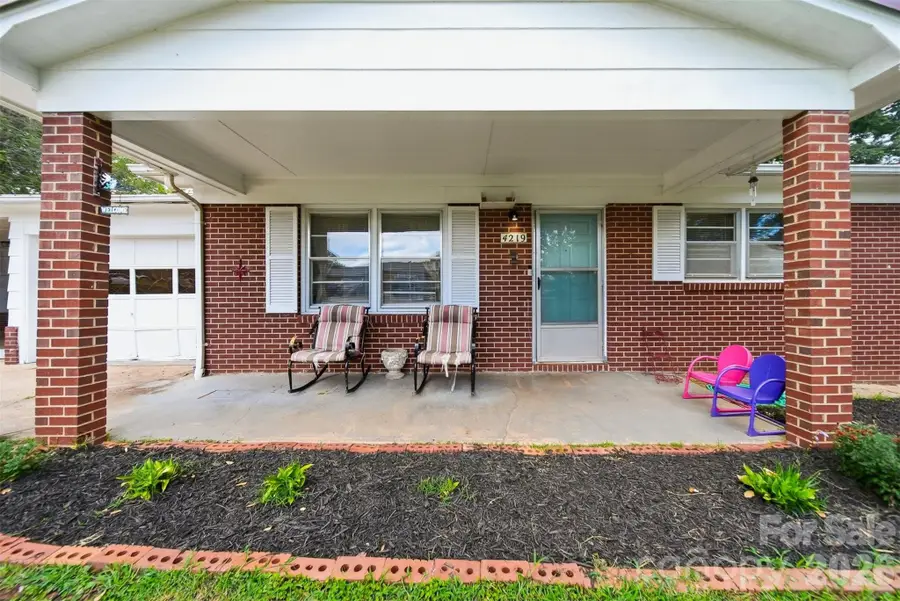 4219 Benfield Drive, Hudson, NC 28638 - #2