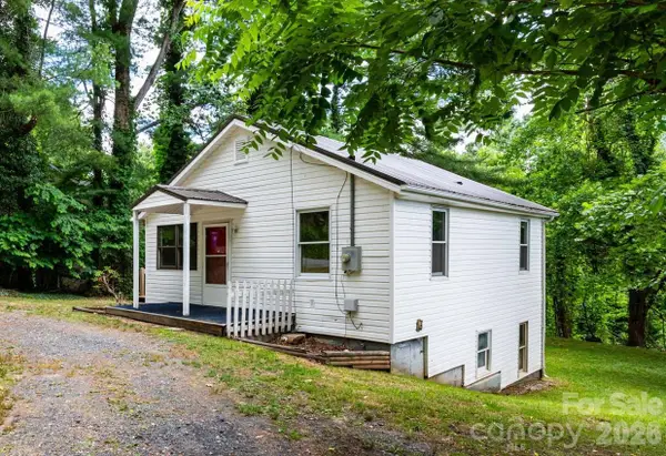 129 Shelburne Road, Asheville, NC 28806