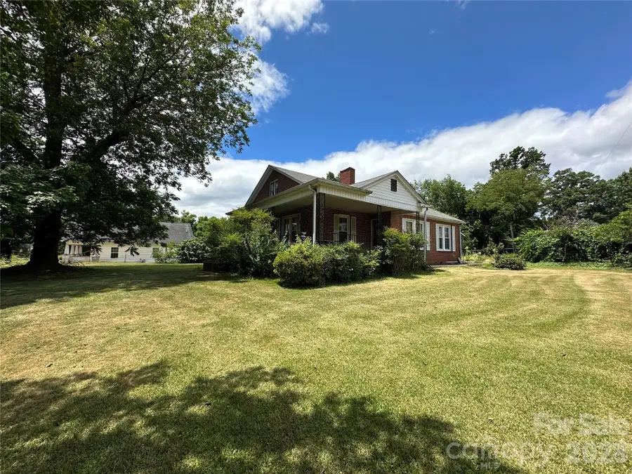 502 Connelly Springs Road Sw, Lenoir, NC 28645 - #2