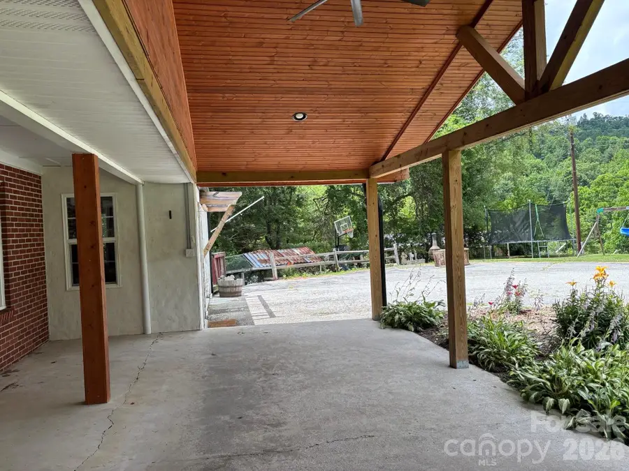 86 Jack Sullins Road, Spruce Pine, NC 28777 - #3