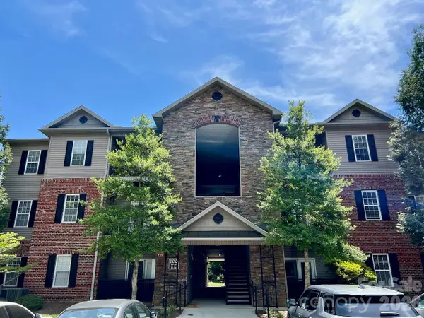 111 Appeldoorn Circle, Asheville, NC 28803