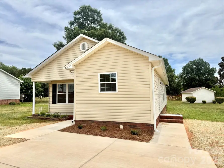 121 S Beaver Street, Landis, NC 28088 - #3