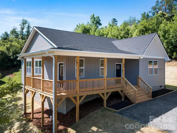 80 S Vineyard Village Drive, Old Fort, NC 28762