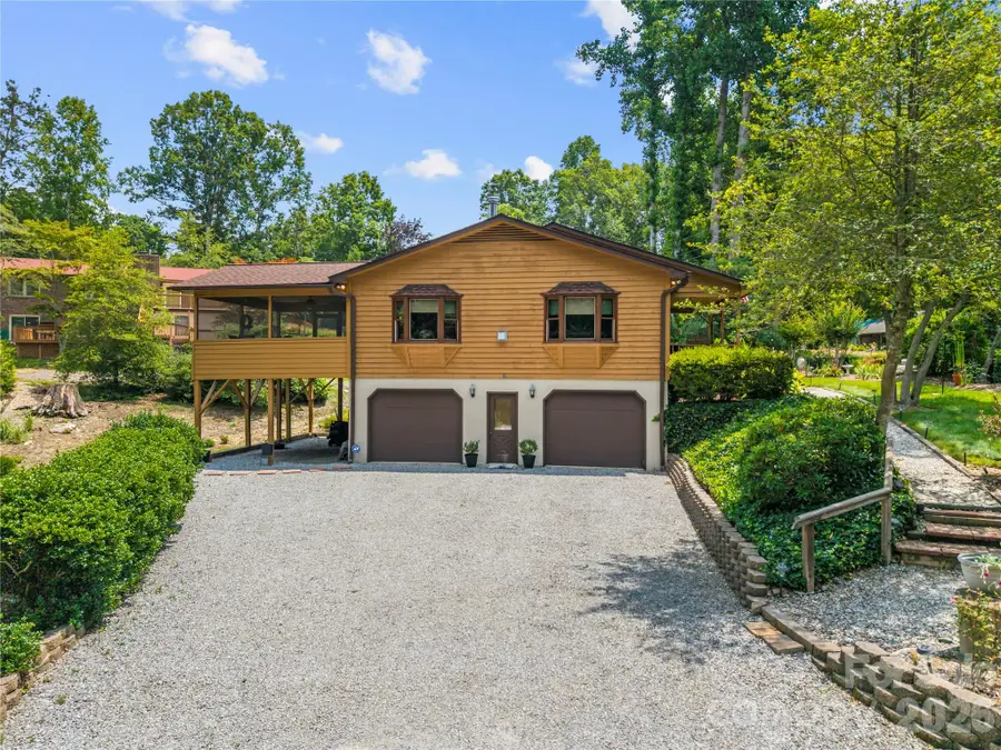 6 Kendra Road, Hendersonville, NC 28792 - #2