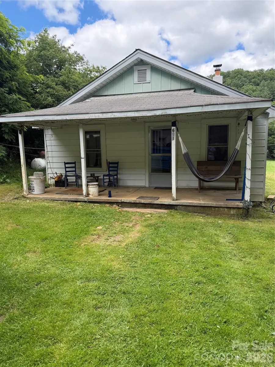 691 Old Balsam Road, Waynesville, NC 28786 - #2