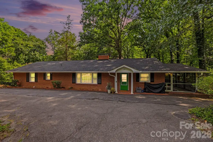 100 Malvern Court, Winston Salem, NC 27106 - #2