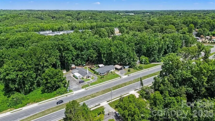 1306 Mooresville Road, Kannapolis, NC 28081 - #3