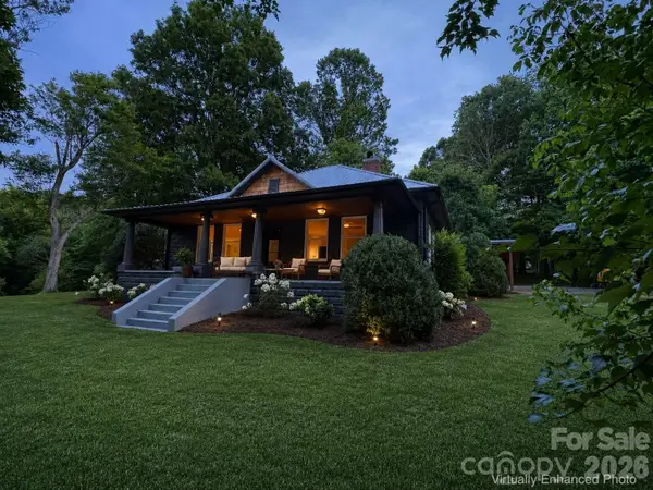 385 Chunns Cove Road, Asheville, NC 28805