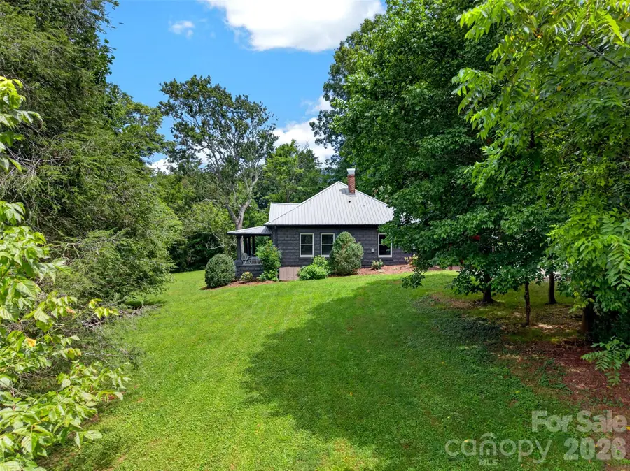 385 Chunns Cove Road, Asheville, NC 28805 - #3
