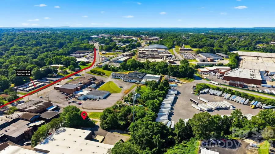 718 11th Street Place Nw, Hickory, NC 28601 - #2