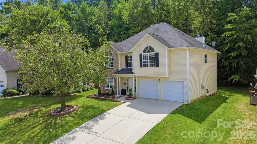 4923 Eagle Creek Drive, Charlotte, NC 28269 - #2