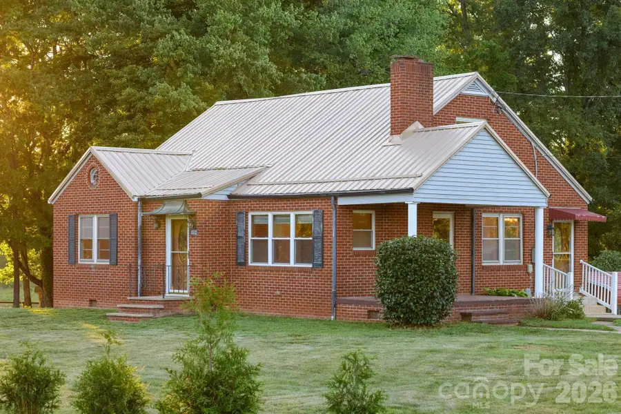1532 Orchard Drive, Lenoir, NC 28645 - #3