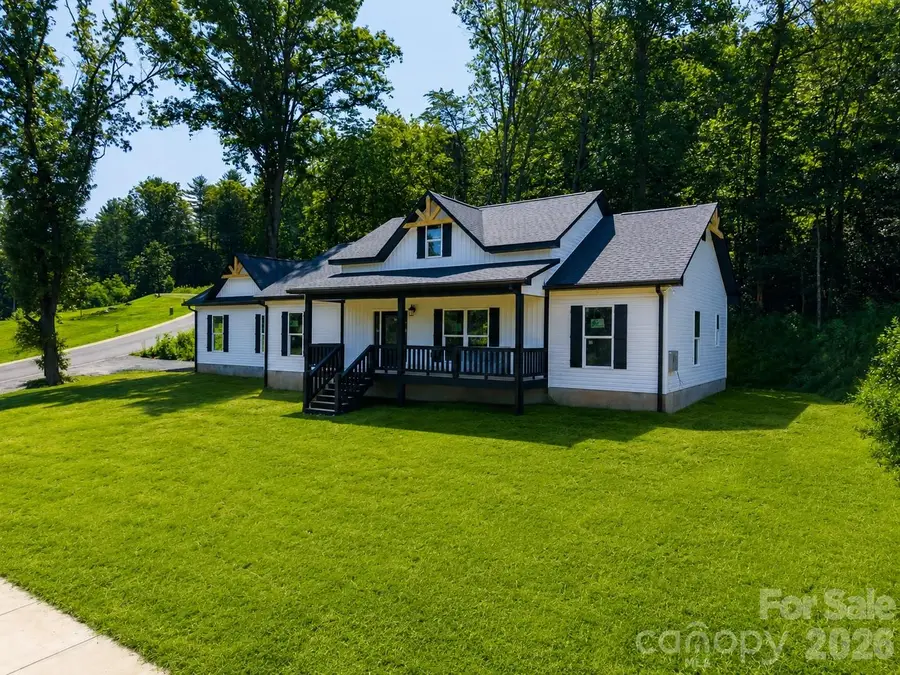 60 Charlotte Street, Franklin, NC 28734 - #2