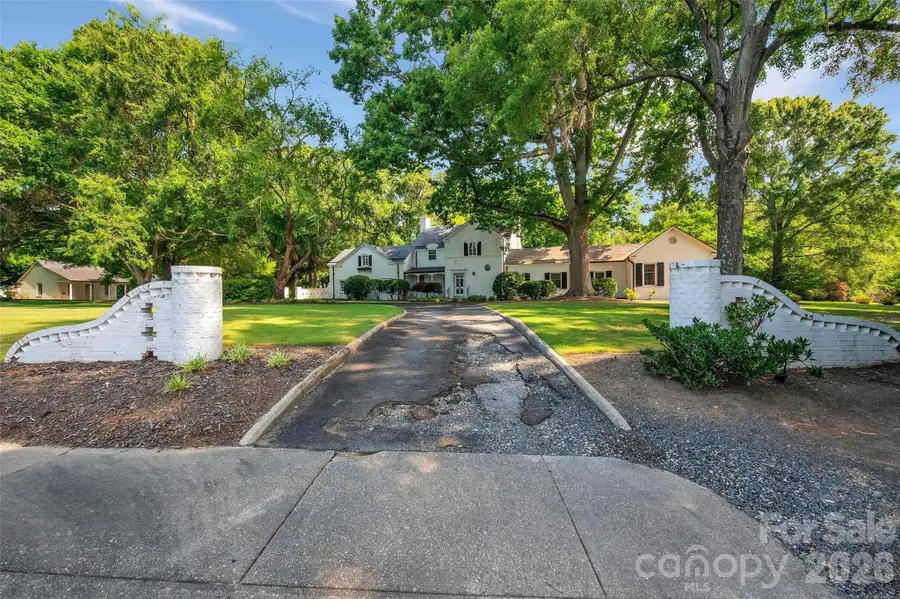 333 E Chestnut Street, Troy, NC 27371 - #2
