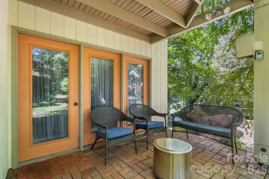 705 West Union Street, Morganton, NC 28655 - #3