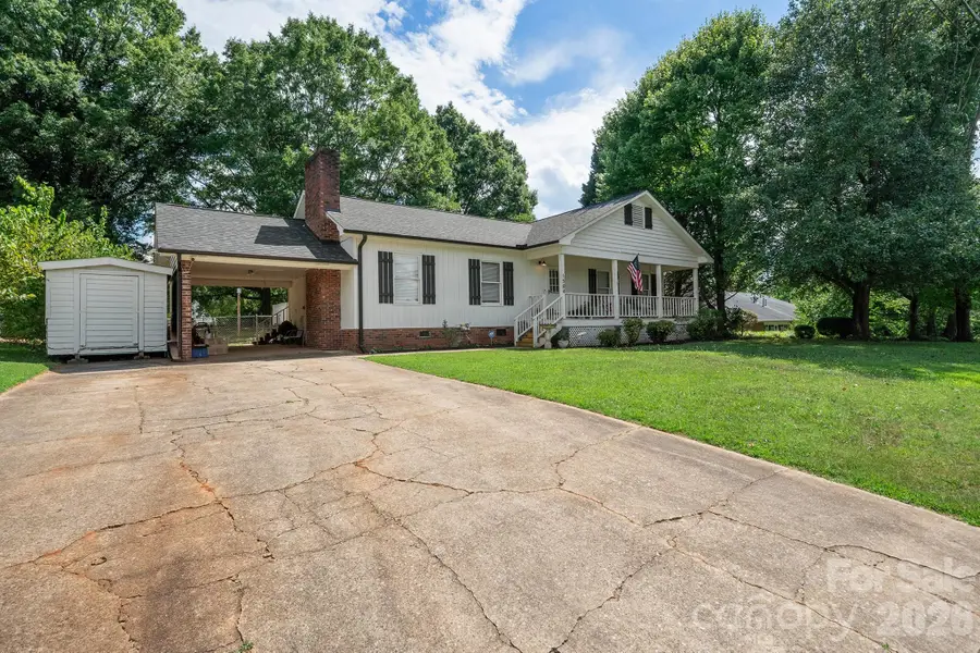 1504 2nd Street Ne, Conover, NC 28613 - #3