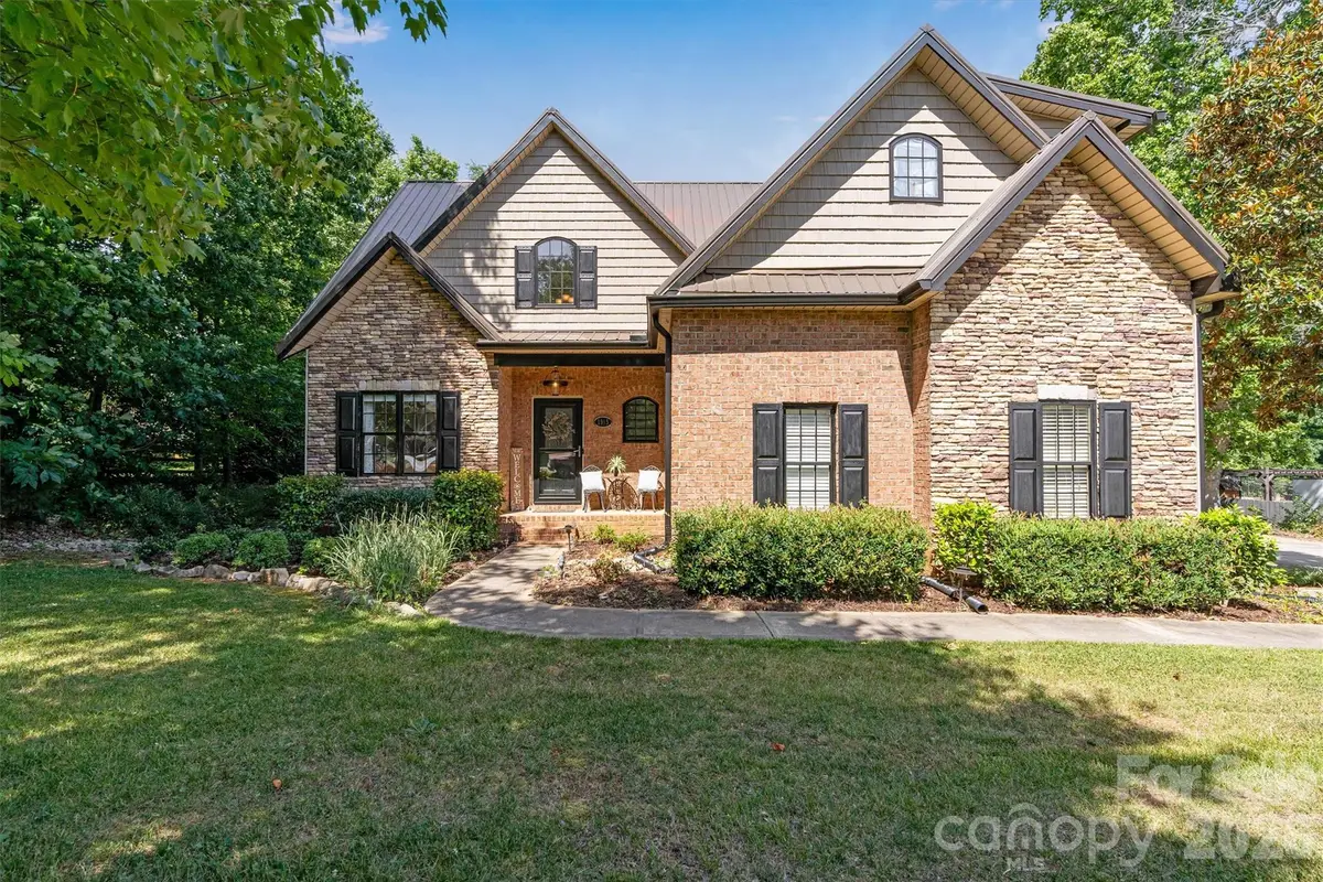1915 Lynmore Drive, Sherrills Ford, NC 28673 - #1