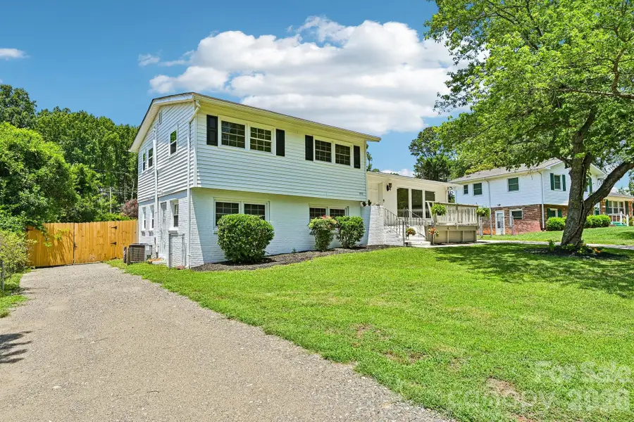 923 Yuma Street, Charlotte, NC 28213 - #3