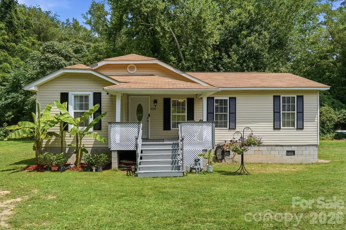 928 Oval Street, Kannapolis, NC 28081 - #1