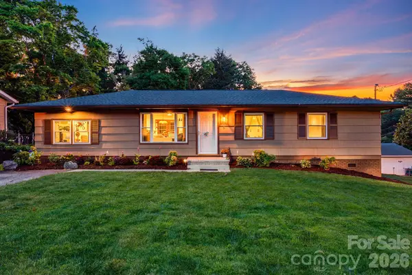 5 Hillview Road, Asheville, NC 28805