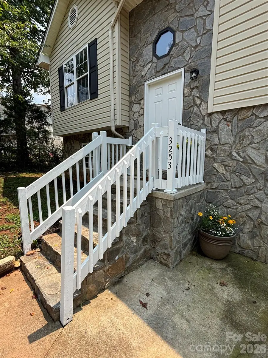 3253 Capital Court, Lenoir, NC 28645 - #2
