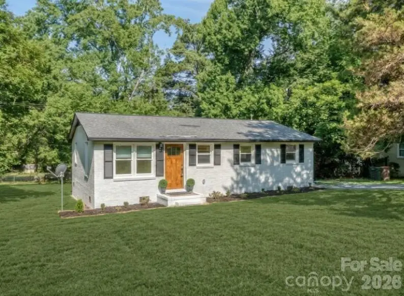 408 S Jackson Avenue, Waxhaw, NC 28173 - #1