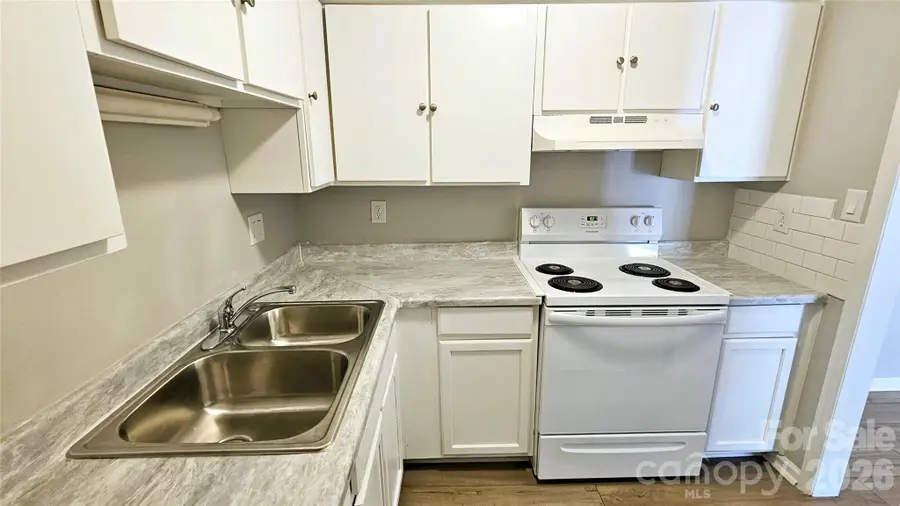 7984 Shady Oak Trail #187, Charlotte, NC 28210 - #3