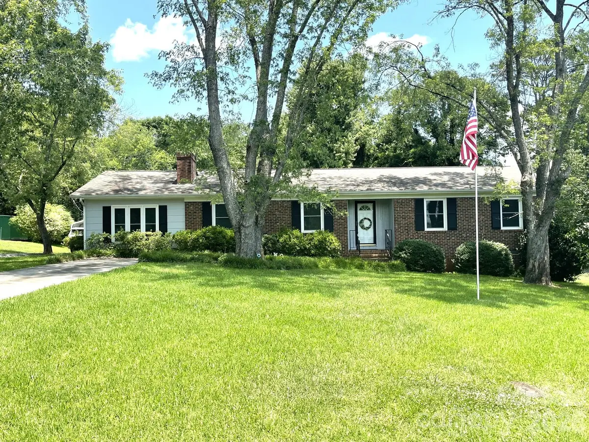 130 Ridgeland Drive, Rutherfordton, NC 28139 - #1