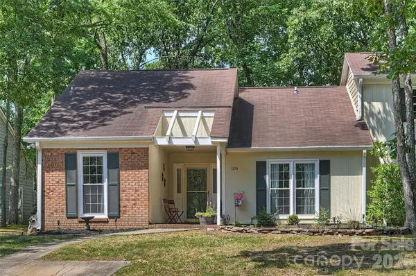 11114 Sevilla Court, Charlotte, NC 28226