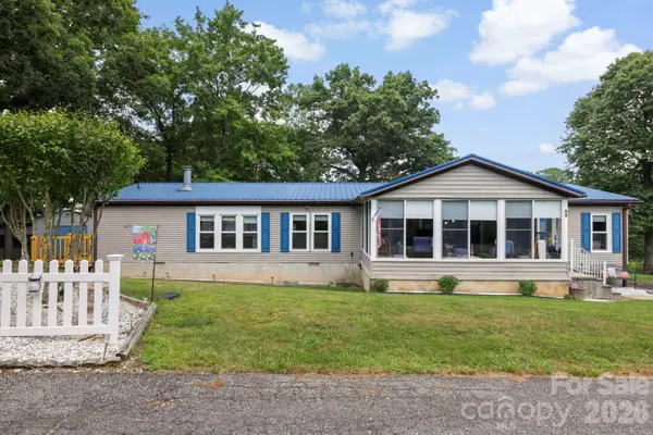20 Little Austin Lane, Leicester, NC 28748