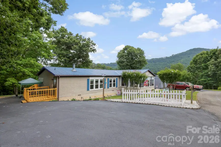 20 Little Austin Lane, Leicester, NC 28748 - #2