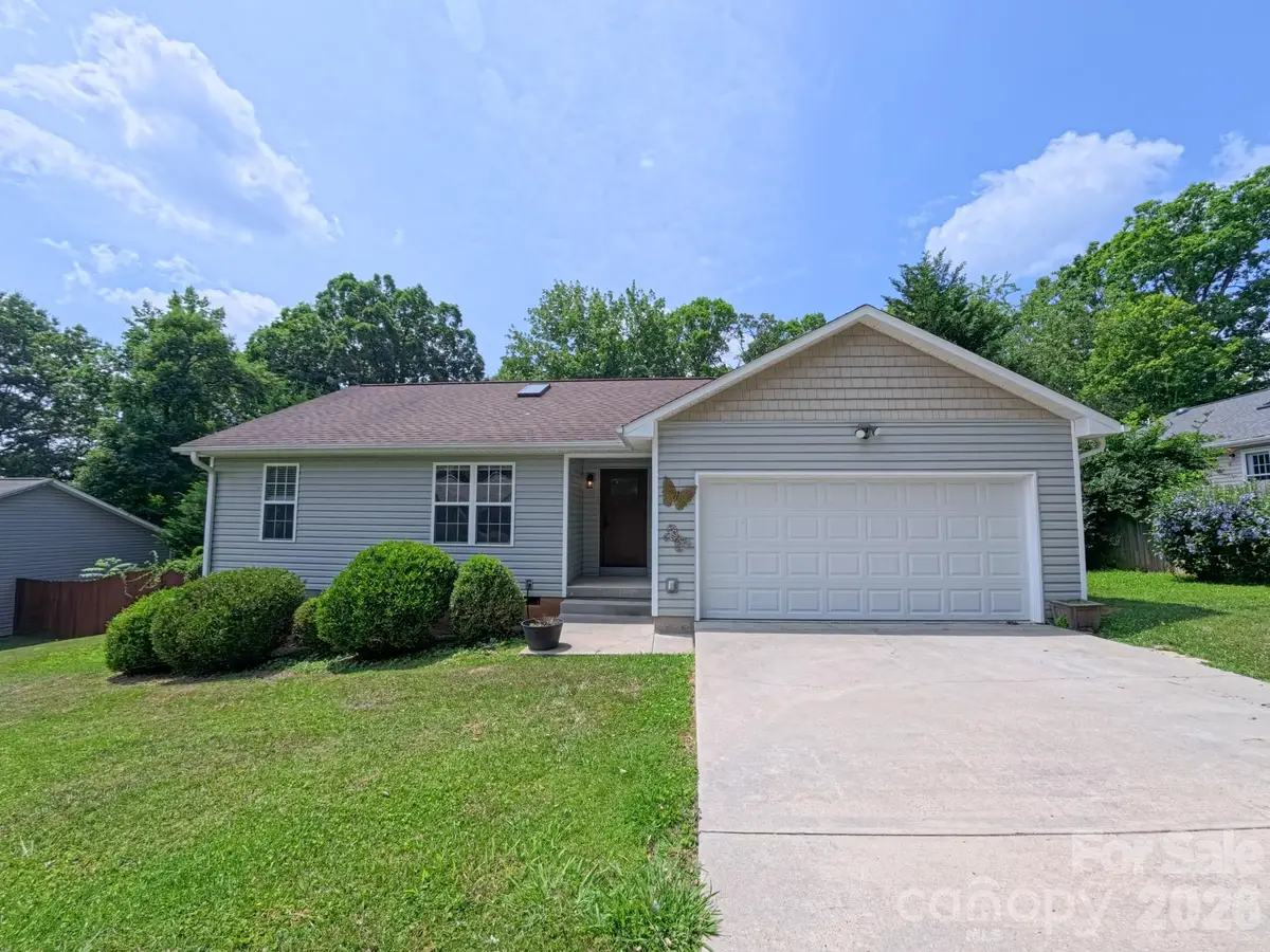 101 Tail Feather Lane, Candler, NC 28715 - #1