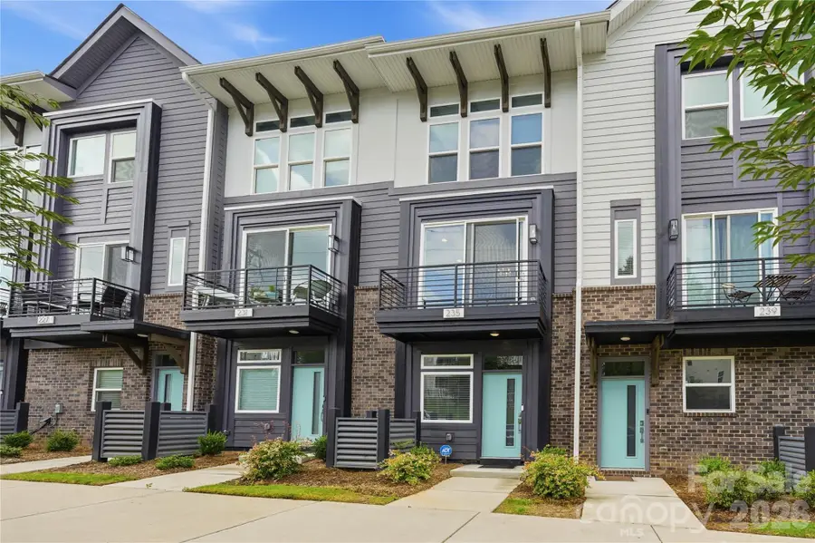 235 S Bruns Avenue, Charlotte, NC 28208 - #2