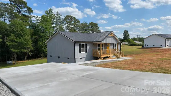 2047 Bailey Drive, Hickory, NC 28601