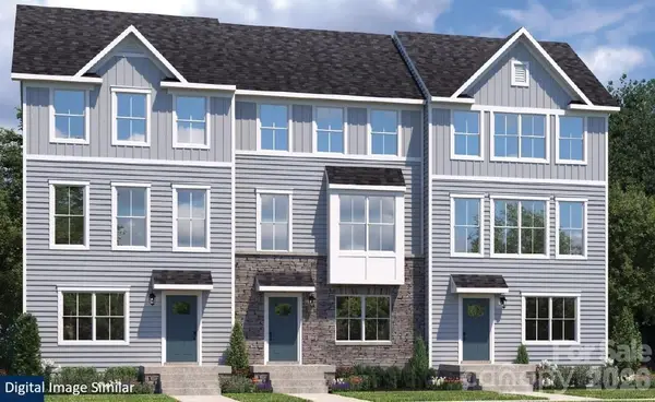 8013 Steele Valley Road, Charlotte, NC 28278
