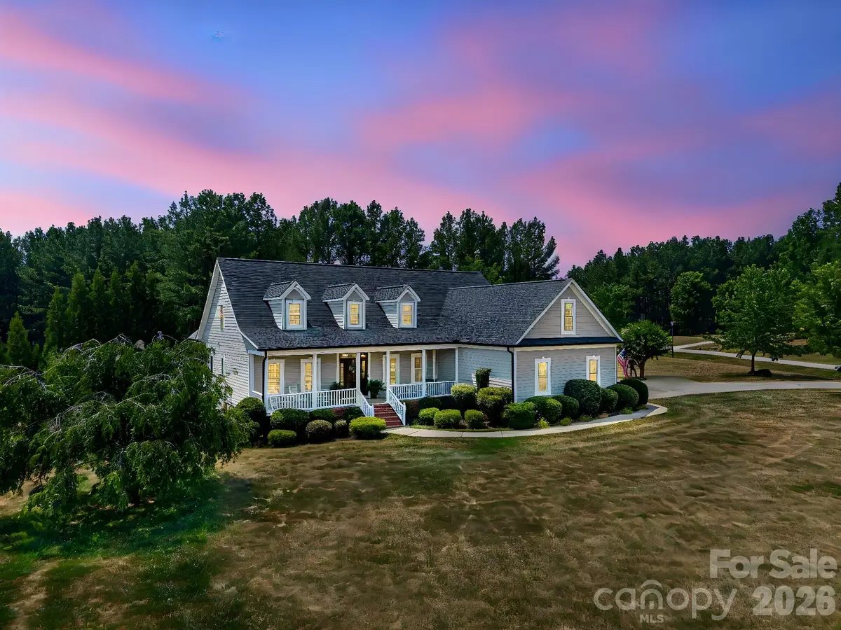 3020 N Ridge Court, Lincolnton, NC 28092 - #1